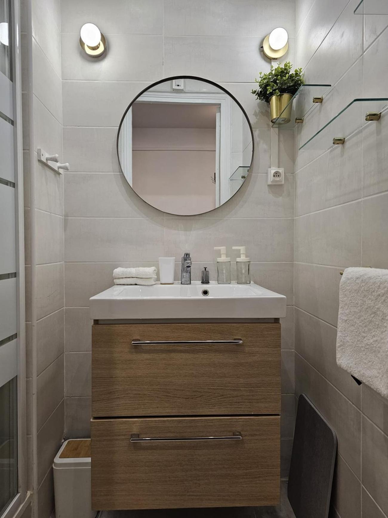Beautiful 1 Bedroom Flat In Paris 17Th Екстер'єр фото